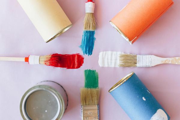 4-colored brushes